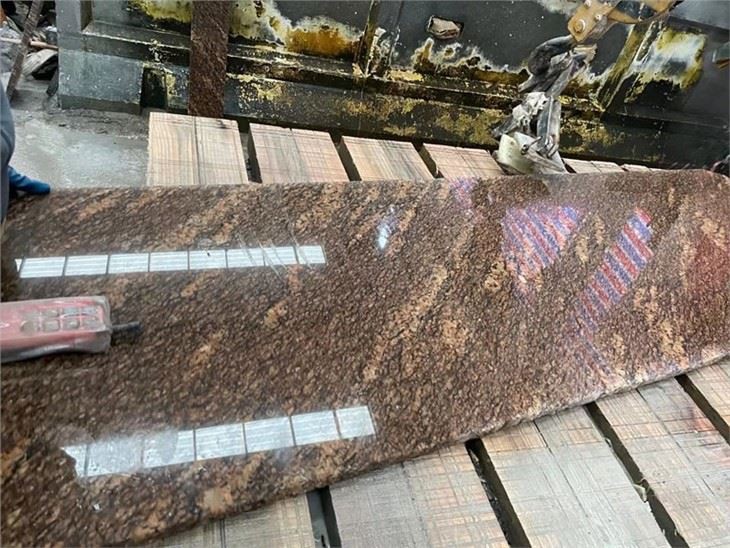 Giallo California Granite