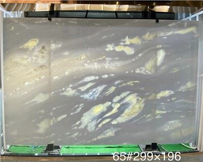 Mármore das nuvens do céu azul