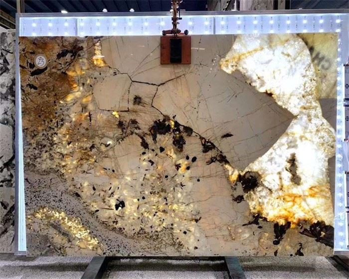 Gold Patagonia Quartzite Slab Gold Patagonia Quartzite Slab