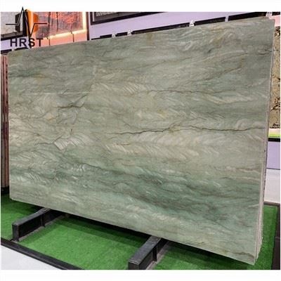 Lajes e telhas de quartzito verde do Brasil